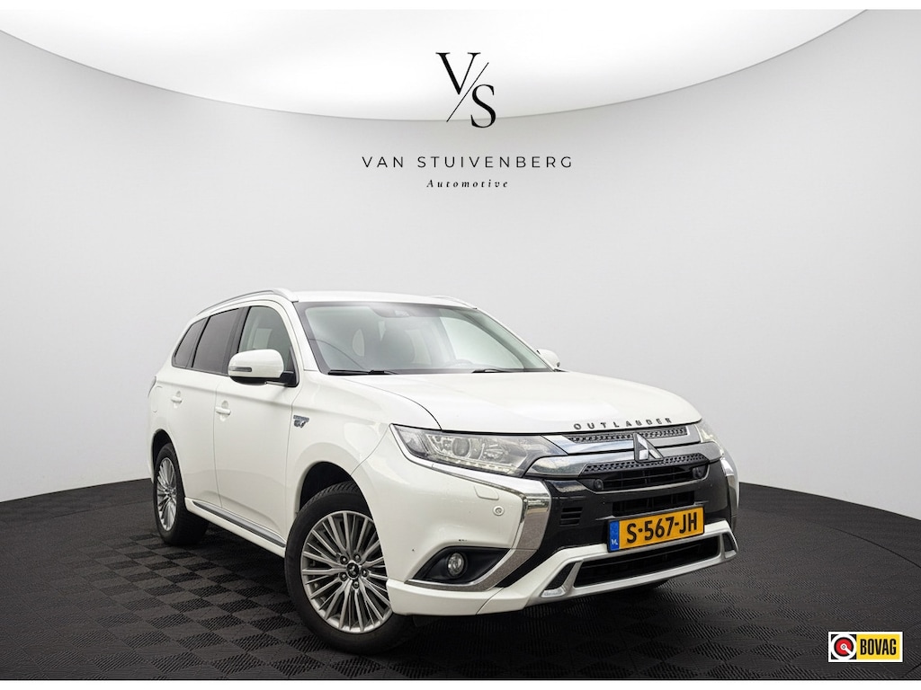 Mitsubishi Outlander 2.4 PHEV Pure+ CARPLAY DODEHOEKDETECTIE KEYLESS