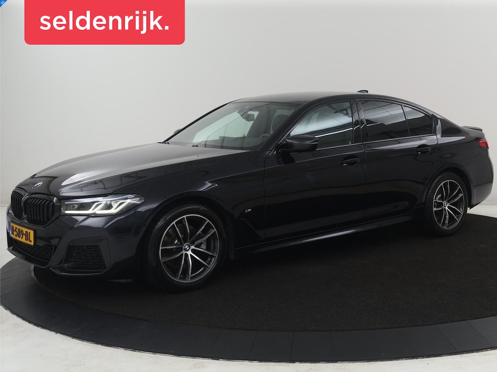 BMW 5-Serie 520i M-Sport | Leder | Stoelverwarming | Cruise control | Camera | Park assist | Navigatie | Carplay | Sfeerverlichting | Climate control | Full LED