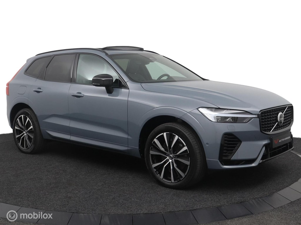 Volvo XC60 2.0 T6 Plug-in hybrid AWD Plus Dark | Trekhaak | Pano | SOH 96.3 | 360cam | Adapt. Cruise