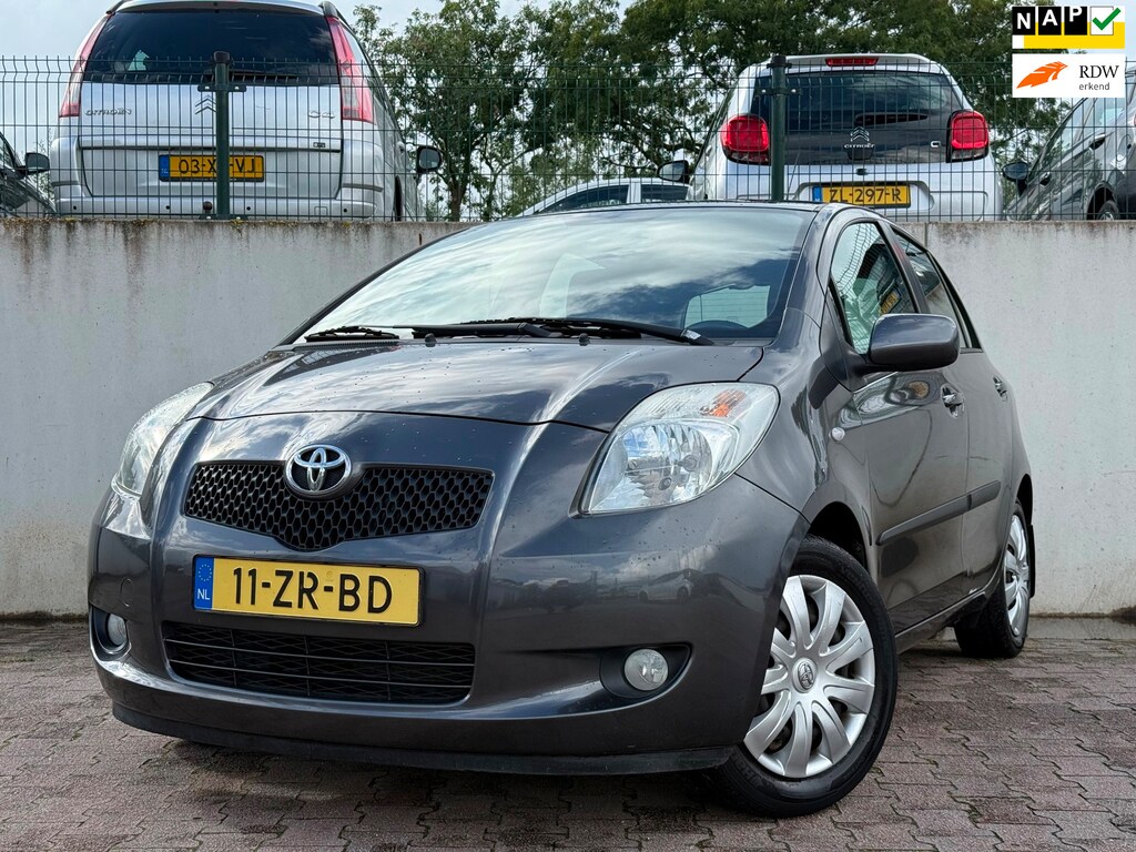Toyota Yaris 1.3 VVTi Sol MMT/AUTOMAAT/AIRCO/117008 KM NAP/NL AUTO/APK 04-2027/