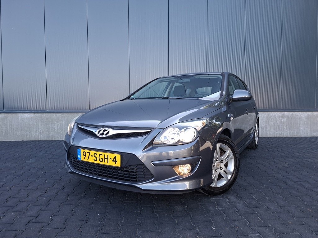 Hyundai i30 1.4i i-Drive Cool | Airco | Trekhaak | All seasonbanden | NAP | Zeer netjes! |