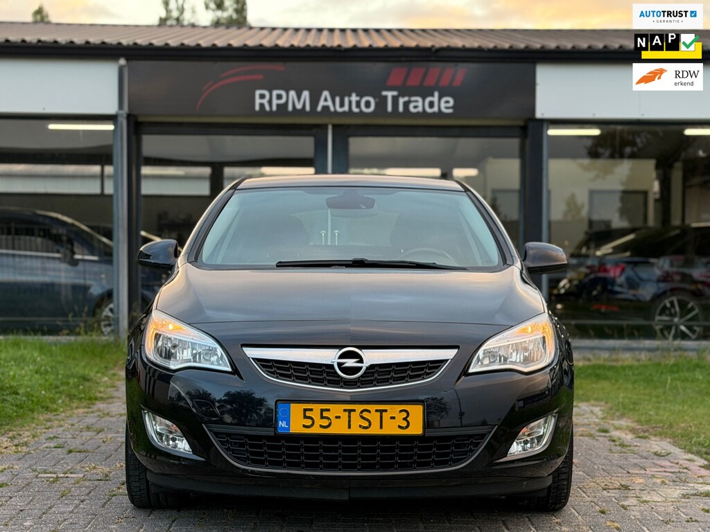 Opel Astra 1.4 Turbo Cosmo - Cruise -2de eigenaar- Dealer onderh.- NAP