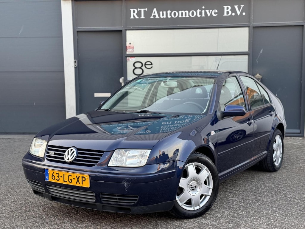 Volkswagen Bora 2.3 V5 Highline Clima / Trekhaak Automaat