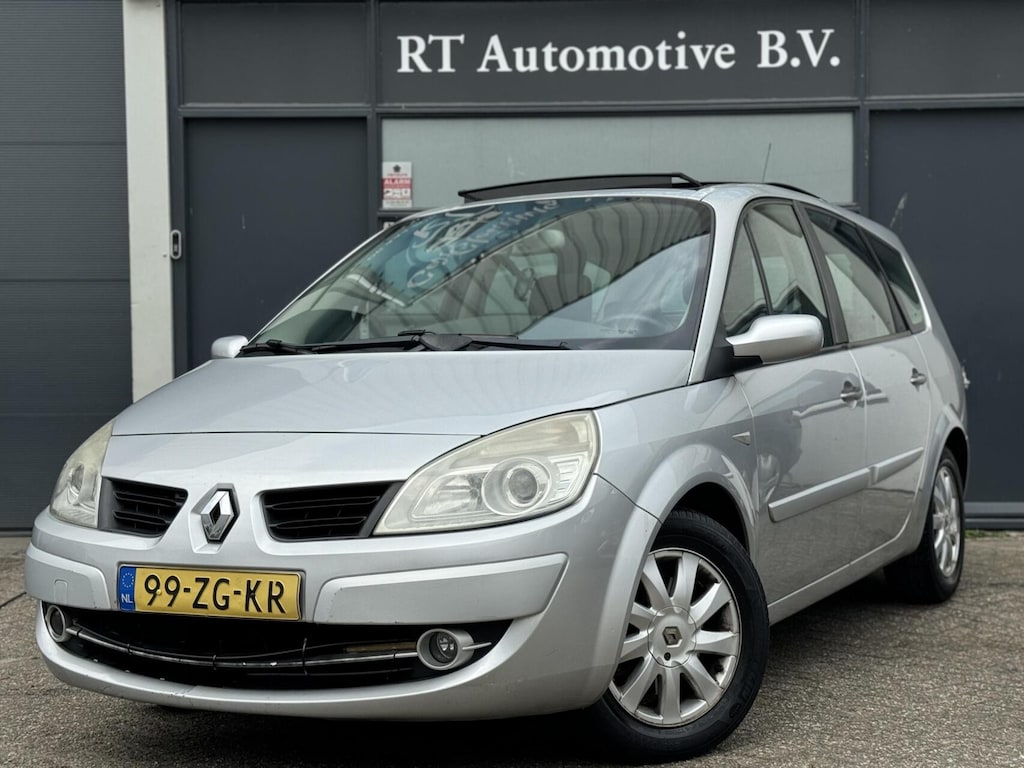 Renault Scenic 2.0-16V Tech Line Clima / Pano