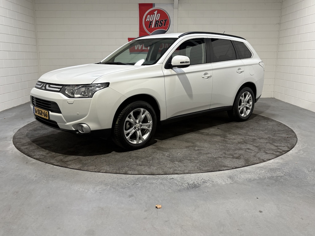 Mitsubishi Outlander 2.0 Intense+, Automaat, 7 persoons, Clima, Cruise, Trekhaak, Camera, Dealer o.h., Isofix, Prijs incl. apk, beurt en 3 mnd garantie