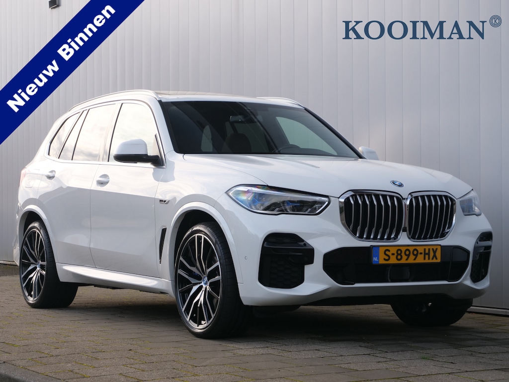 BMW X5 xDrive45e High Executive 394 Pk Automaat Navi / DAB / Apple Carplay / Leer / Trekhaak / Pano-dak