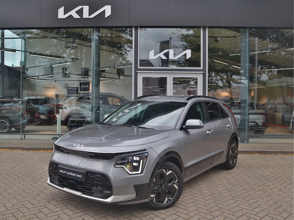Kia Niro EV ExecutiveLine 64.8 kWh | Leder | Harman Kardon | Memory | Stoelventilatie | All-Season | Tot 10Jr. Kia Garantie |