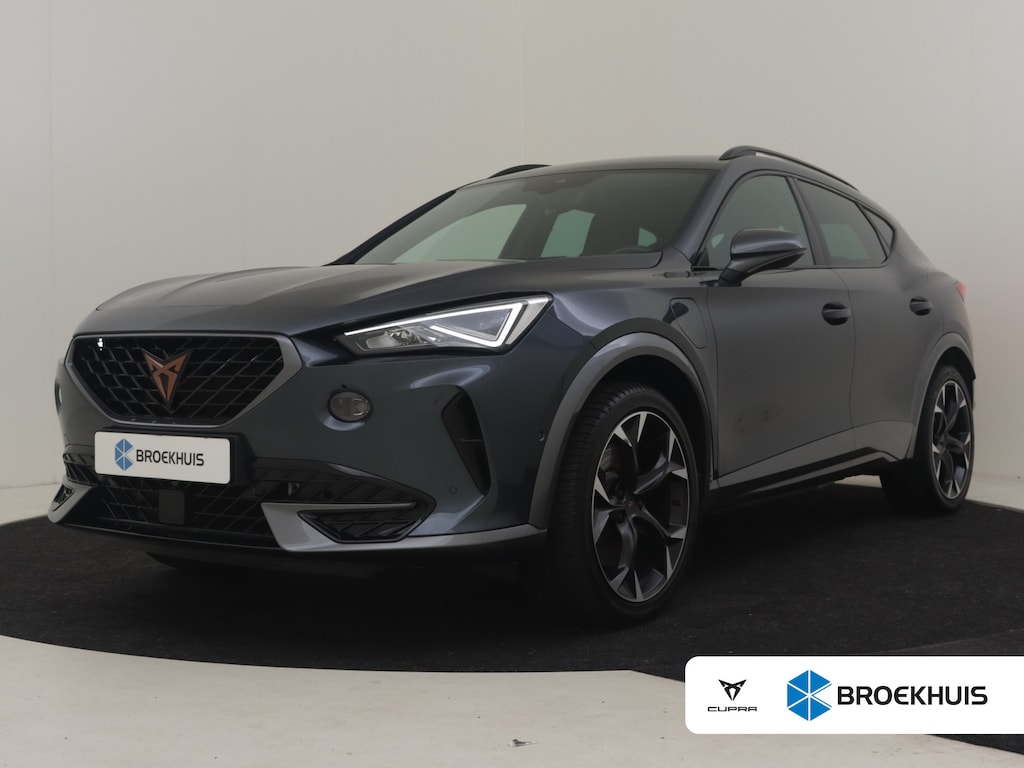 CUPRA Formentor VZ e-Hybrid | Trekhaak uitklapbaar | Achteruitrijcamera | Stoel/stuurverw | Keyless | Cruise control adapt | Climate control | Dodehoek | Navi | DAB | LED | 19"LMV