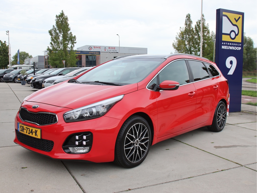 Kia Ceed cee'd Sportswagon 1.0 T-GDi GT-Line Edition Camera-Carplay, Trekhaak, Stoel- & Stuurvw. Zomeractie!