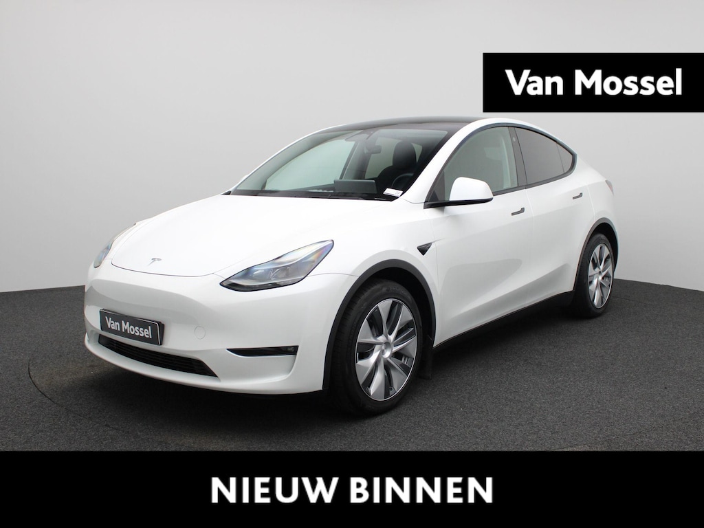 Tesla Model Y Long Range AWD 75 kWh | WORDT VERWACHT | PANORAMADAK | ELEKTRISCHE KOFFERKELP | LEDEREN BEKLEDING | STOELVERWARMING | STUURWIELVERWARMING | PARKEERSENSOREN VOOR + ACHTER |