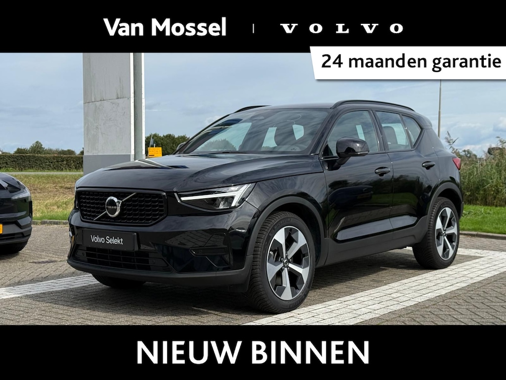 Volvo XC40 B4 Plus Dark | Trekhaak | Harman / Kardon | Power Seats | Climate Pack |