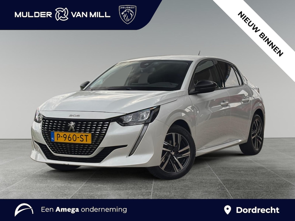 Peugeot 208 Allure Pack 1.2 75pk | CAMERA | PARELMOER! | KEYLESS START | EXTRA GETINTE RUITEN | 3D i-COCKPIT® | NAVI |