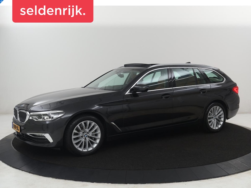 BMW 5-Serie Touring 530i xDrive High Executive | Pano.Dak | Trekhaak | Head-Up | Camera | Stoelverwarming | Stuurwielverwarming |
