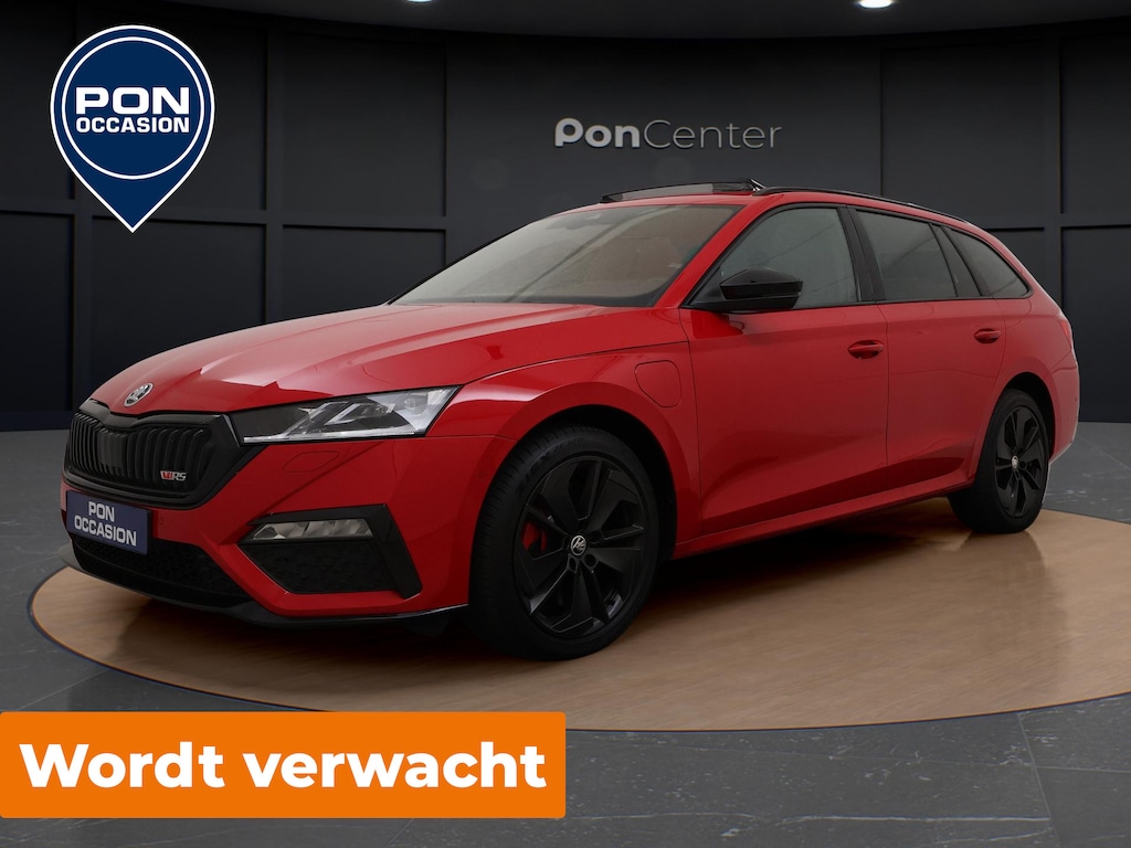 Skoda Octavia Combi 1.4 TSI RS iV PHEV | Pano Dak | Head-up Display | Camera | Elek. Achterklep | Stuur-/Stoelverwarming | Canton Audio | Sportstoelen | 18'' |