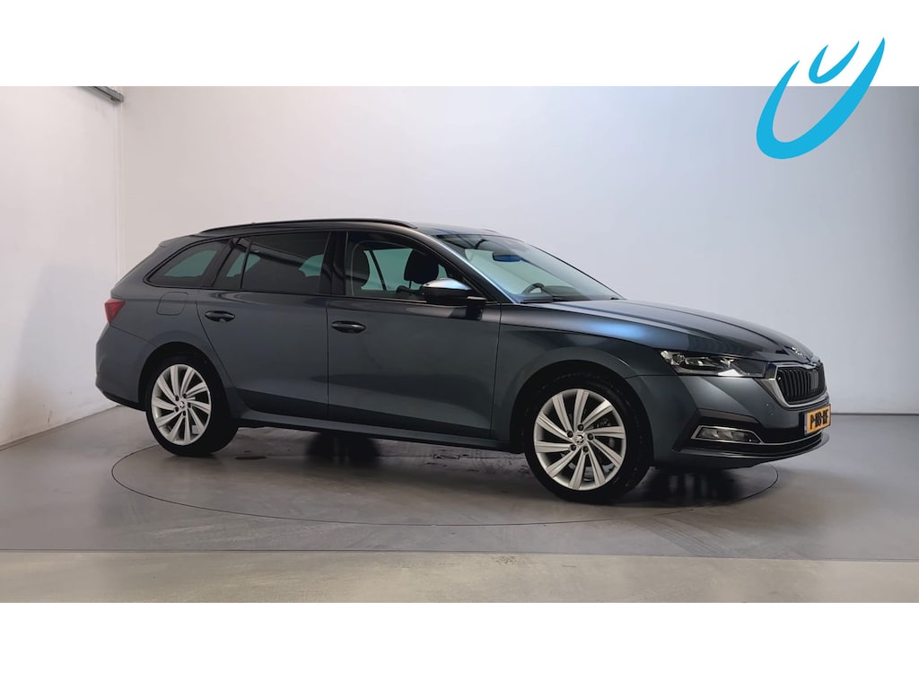Skoda Octavia Combi 1.5 e-TSI 150pk DSG Business Edition Plus Trekhaak Adaptive Cruise Stoelverwarming