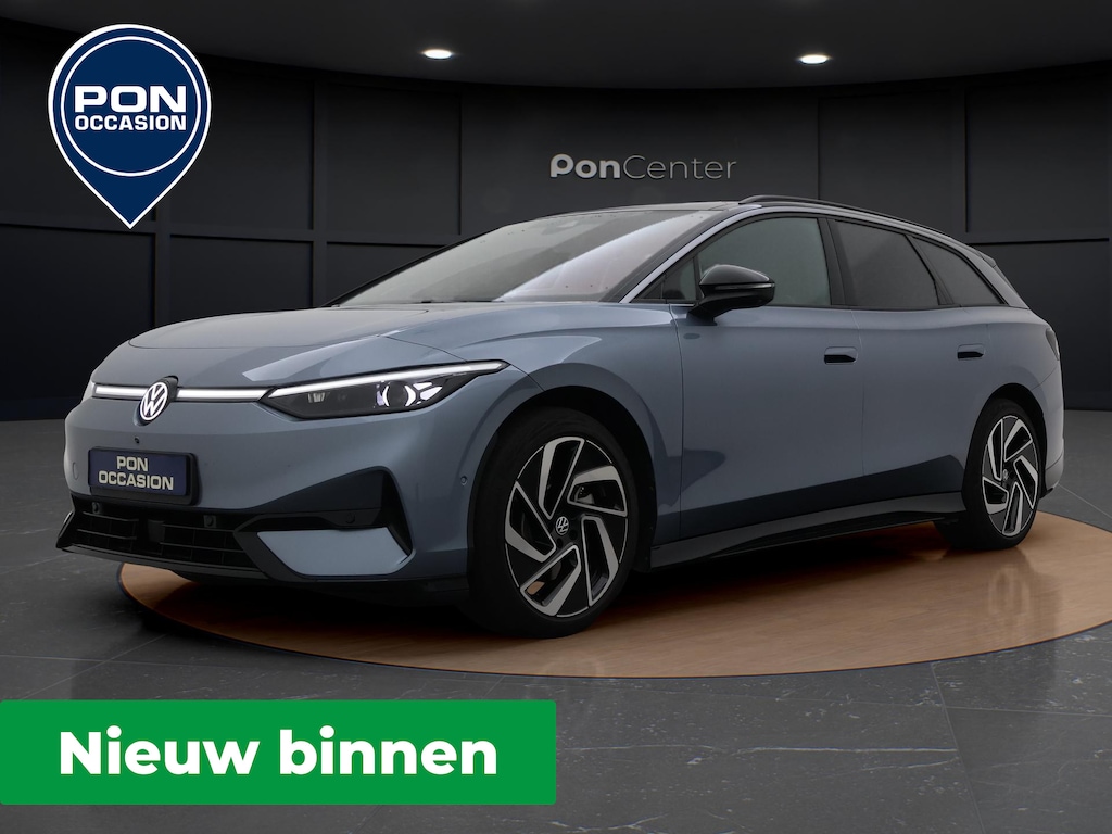 Volkswagen ID.7 Tourer First Edition 77 kWh | Pano dak | Trekhaak | 360 Camera | Navigatie | Stoelverwarming/-ventilatie |