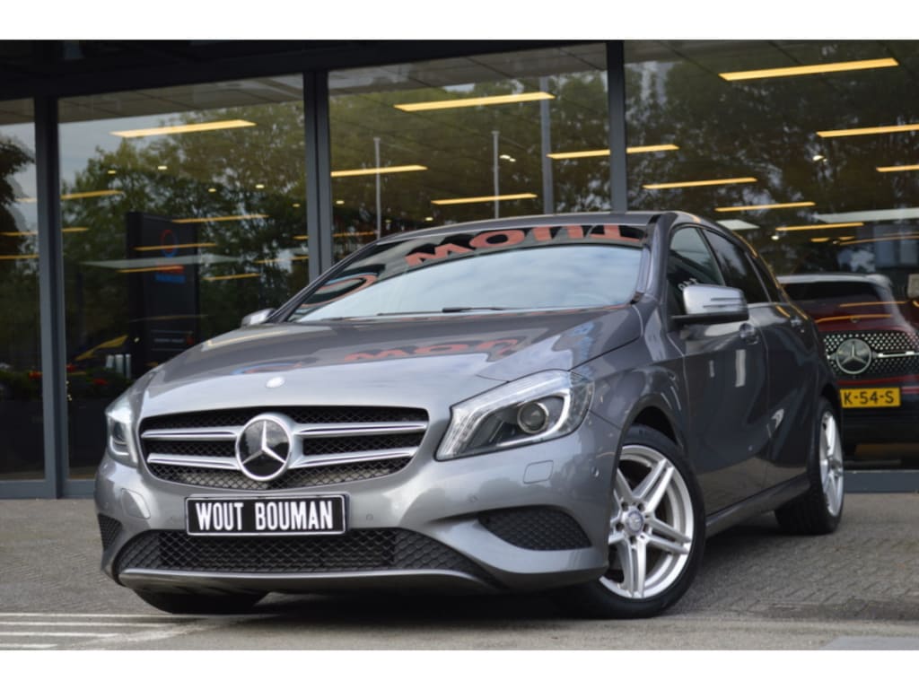 Mercedes-Benz A-klasse 180 Ambition Aut. Xenon Airco Cruise CarPlay Pdc