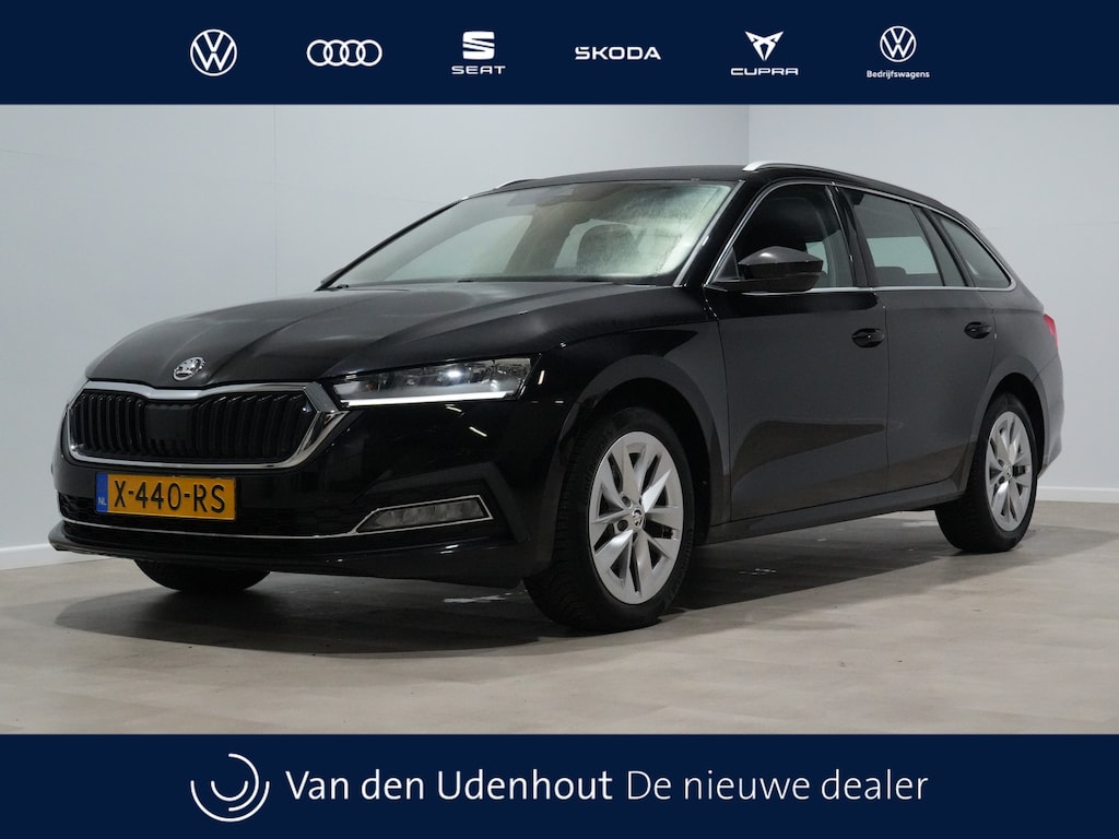 Skoda Octavia Combi 1.5 e-TSI Business Edition Navitie PDC elektr. klep 81