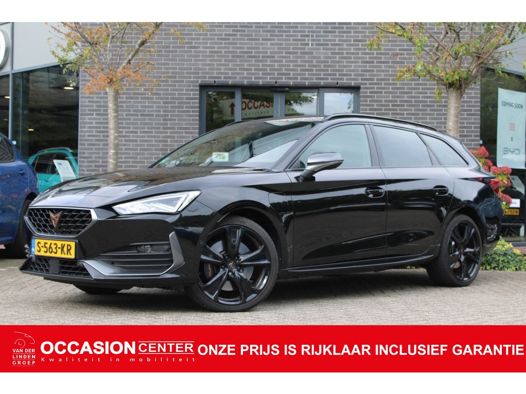 CUPRA Leon Sportstourer 1.4 e-Hyb 245pk Black Edition Navi/Led/19"Black/Wint/Cam/Pdc 2x