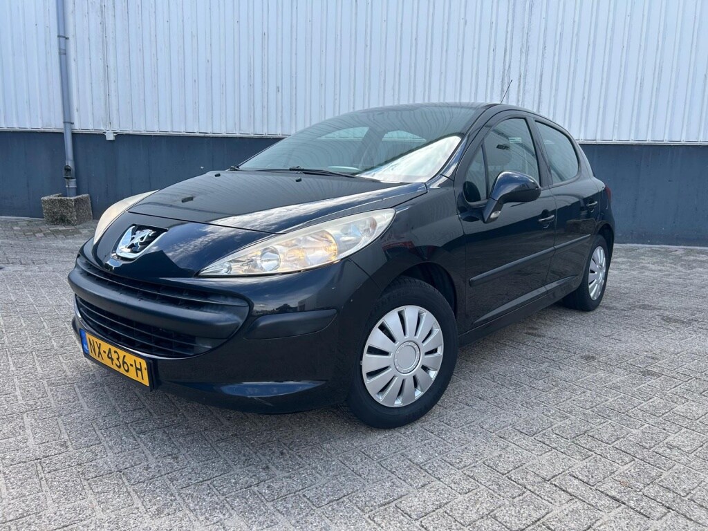Peugeot 207 1.4 XT