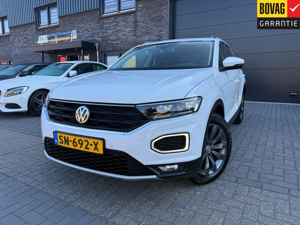 Volkswagen T-Roc 1.0 TSI Style | 1E EGENAAR | 3/6 OF 12MND GARANTIE | PANODAK | ACC | LANE ASSIST | AIRCO |