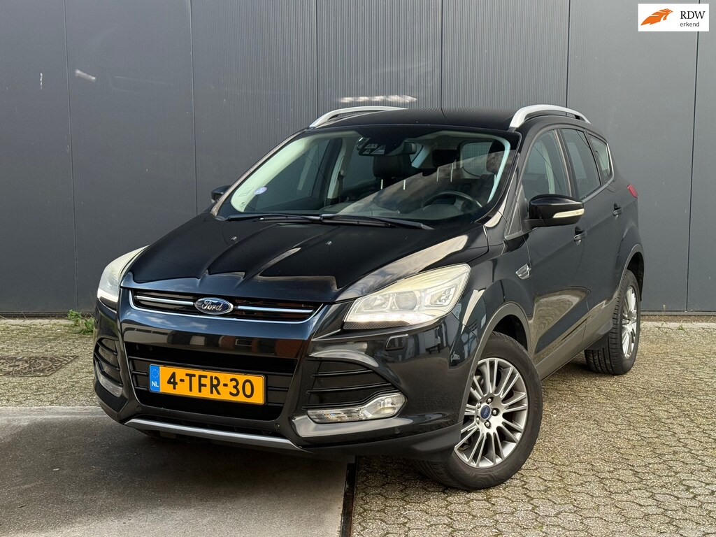 Ford Kuga 1.6 Titanium Leder Clima Cruise Stoelverw PDC Trekhaak
