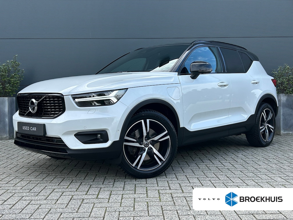 Volvo XC40 1.5 T5 Recharge R-Design | Panoramadak | SoH 86% | Harman/Kardon | Trekhaak | 360 Camera |