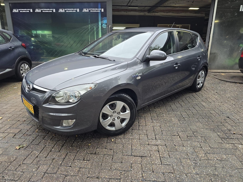 Hyundai i30 1.6i Blue Dynamic | 2E EIGENAAR | 3/6 OF 12MND GARANTIE | AIRCO | TREKHAAK | ELEC RAMEN |