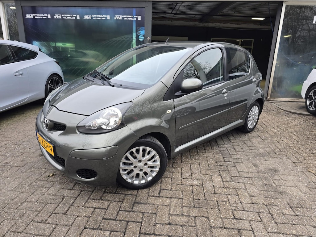 Toyota Aygo 1.0-12V Aspiration Green | 2E EIGENAAR | 3/6 OF 12MND GARANTIE | AIRCO | ELEC RAMEN | LMV |