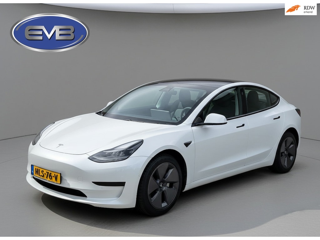 Tesla Model 3 Standard RWD Plus 60 kWh, facelift, parelmoer wit, panoramadak, lederen interieur, 360 camera