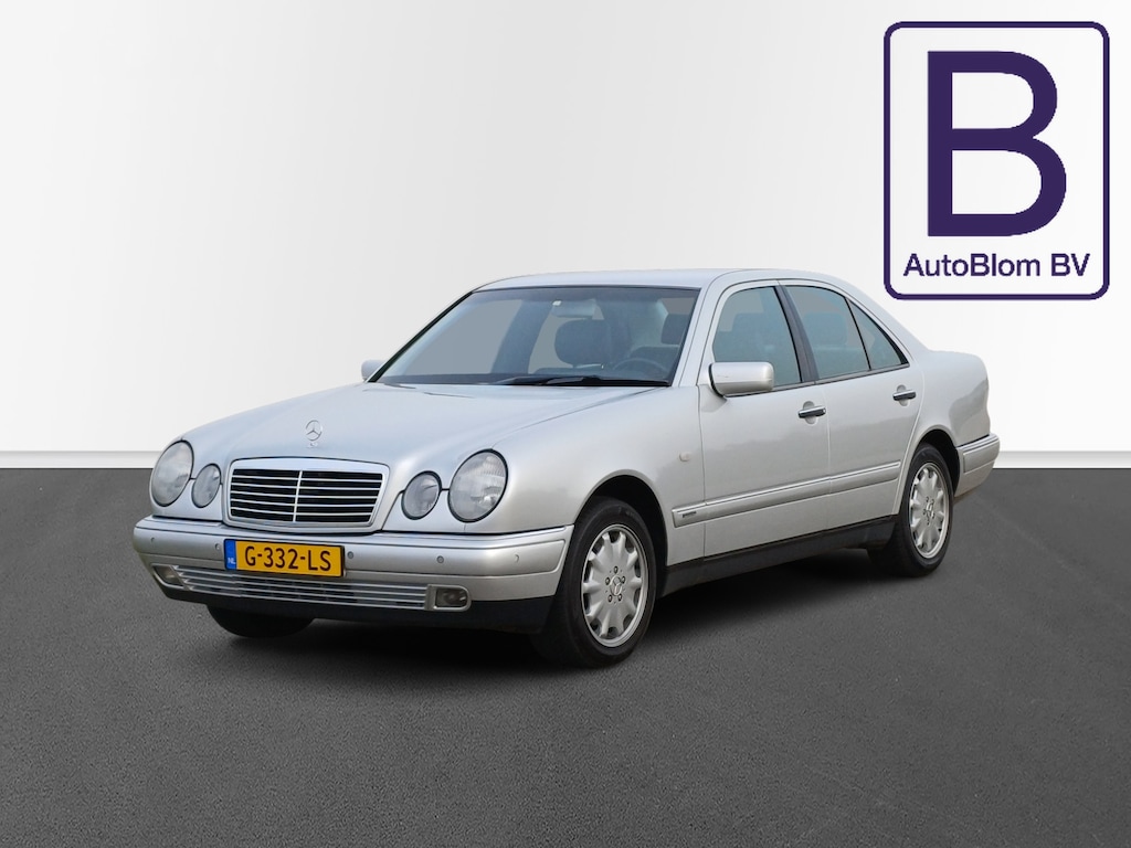 Mercedes-Benz E-klasse 280 Elegance Youngtimer in perfecte staat