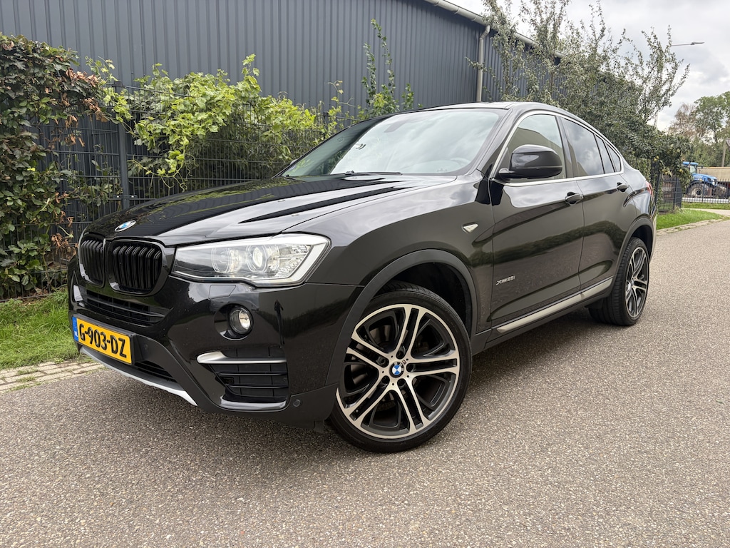 BMW X4 xDrive28i High Executive xLine Edition / AUTOMAAT / NAVI / LEER / CRUISE / TREKHAAK / 121dkm!