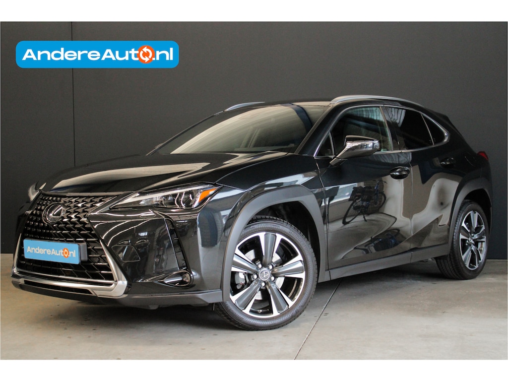Lexus UX 250h Preference Line |facelift|stoelverwarming|dodehoek|parkeersensoren|dealer onderhouden|