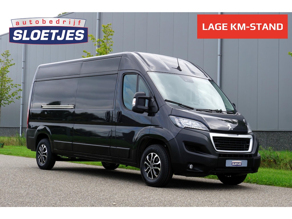 Peugeot Boxer 335 2.2 BlueHDi 140 L3H2 Premium in Topstaat |1e eigenaar |Camera |Cruise |Navi |Airco |Metallic |3500 KG |EURO6D |BPM voordeel! |Lage km-stand