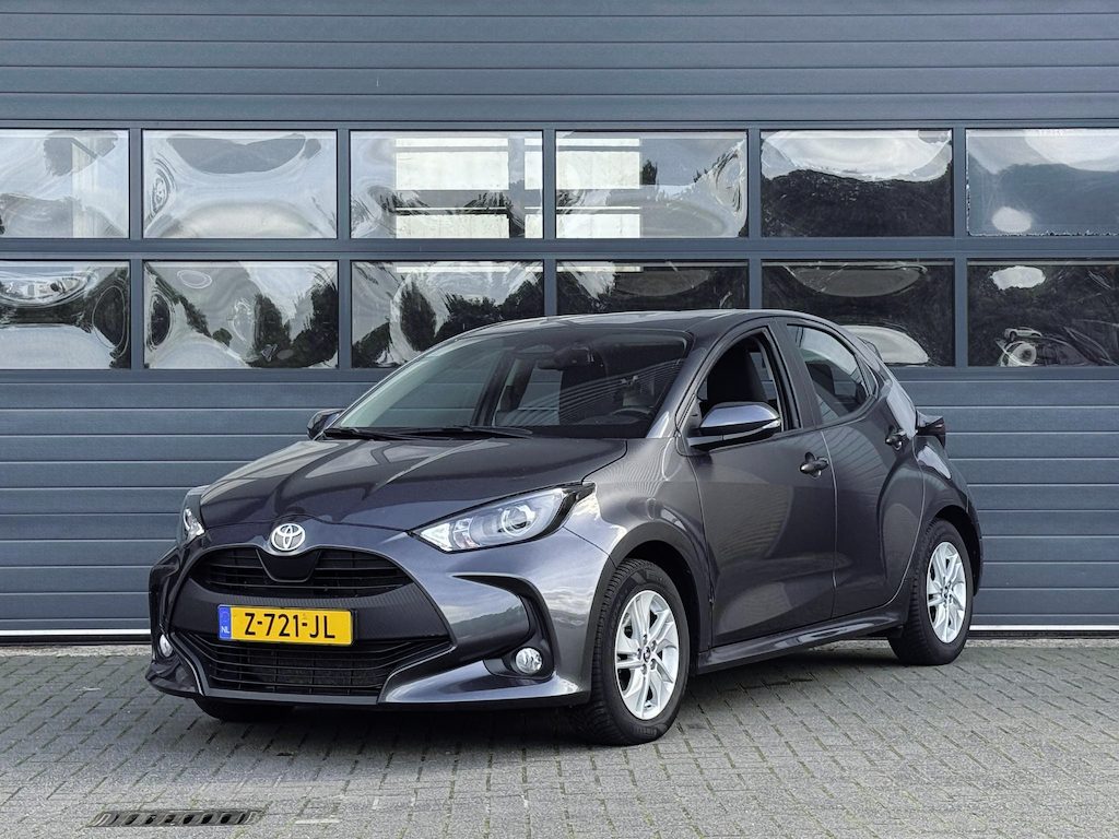 Toyota Yaris 1.5 HYBRID 115 ACTIVE I AUTOMAAT I APPLE CARPLAY I P-CAMERA I ADAPTIVE CRUISE CONTROL