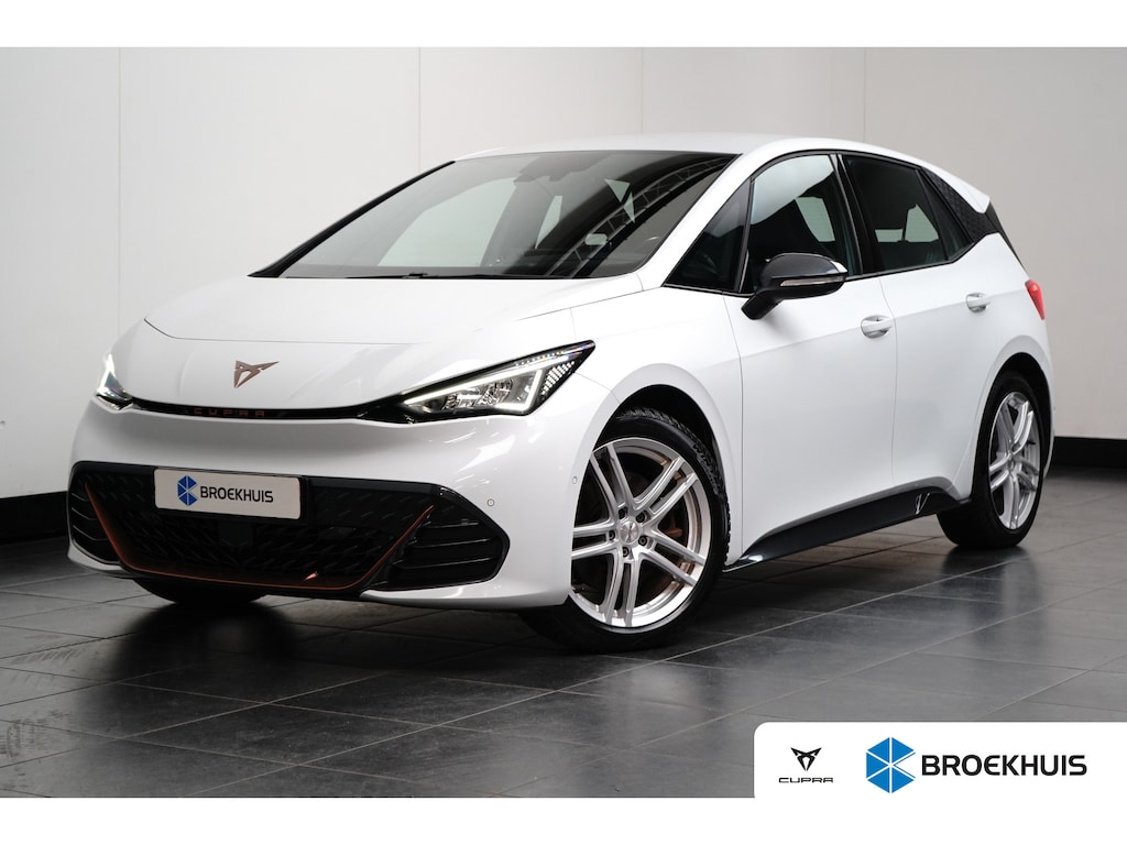 CUPRA Born Adrenaline 82 kWh l 360gr Camera l 19" l PDC v&a l Stoelverwarming l Matrix LED l Speciale bekleding l Elekt. Inklap Spiegels l