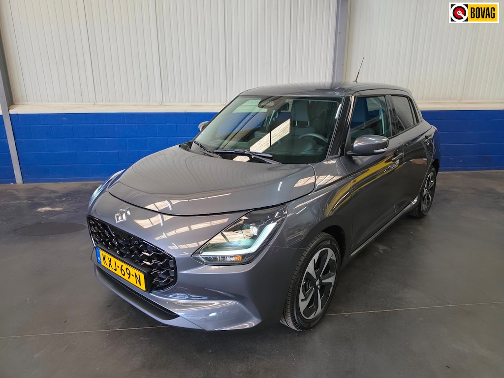 Suzuki Swift 1.2 Style Smart Hybrid