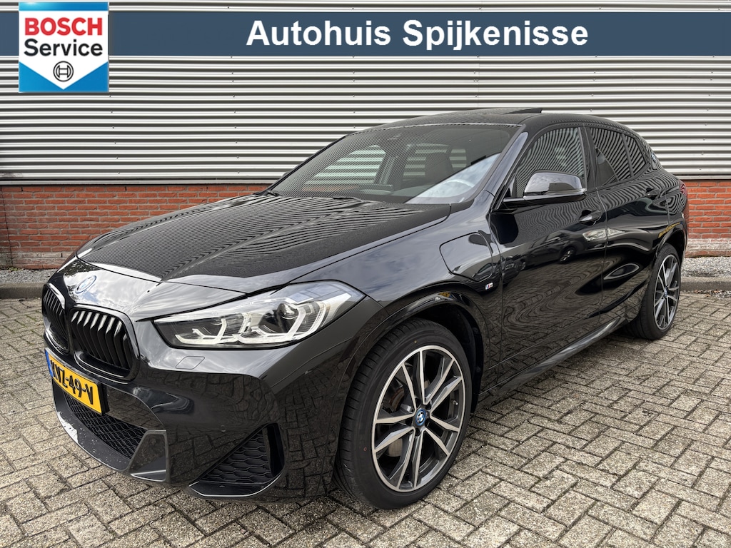 BMW X2 xDrive25e High Executive | M Sport | Pano | Elk. stoelen | HUD | H&K | CarPlay | VOL | Nette auto |