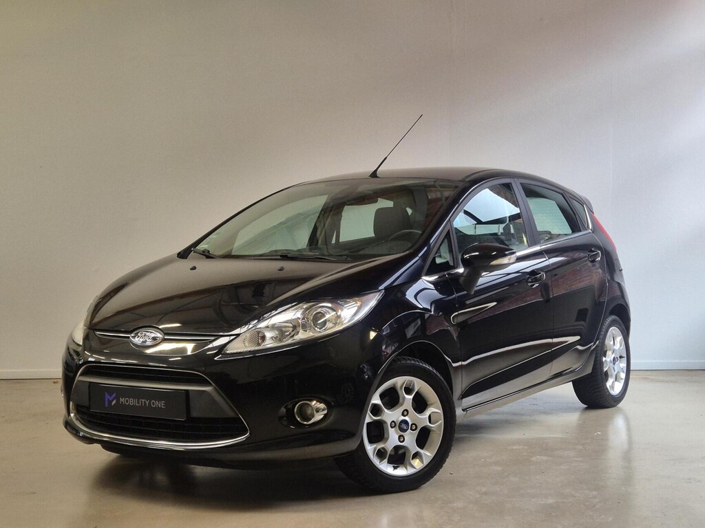 Ford Fiesta 1.25 Titanium / Distributieriem vervangen / koppeling vervangen