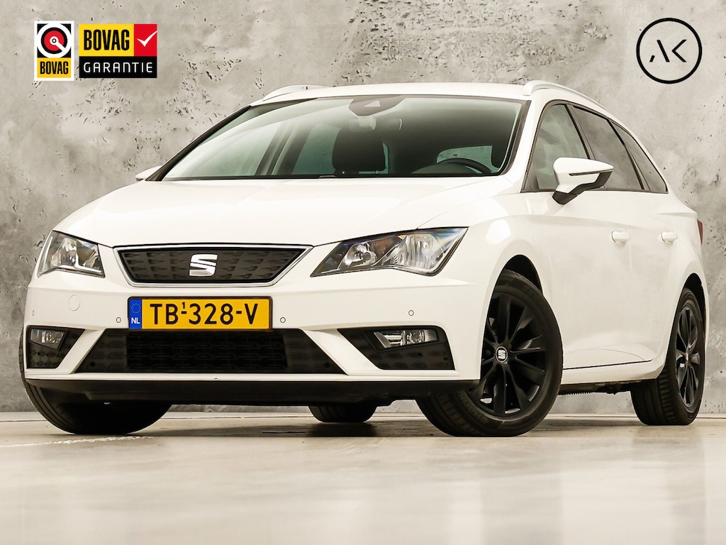 SEAT Leon 1.0 EcoTSI Intense Sport Automaat (APPLE CARPLAY, NAVIGATIE, CLIMATE, KEYLESS, SPORTSTOELEN, PARKEERSENSOREN, GETINT GLAS, CRUISE, NIEUWSTAAT)