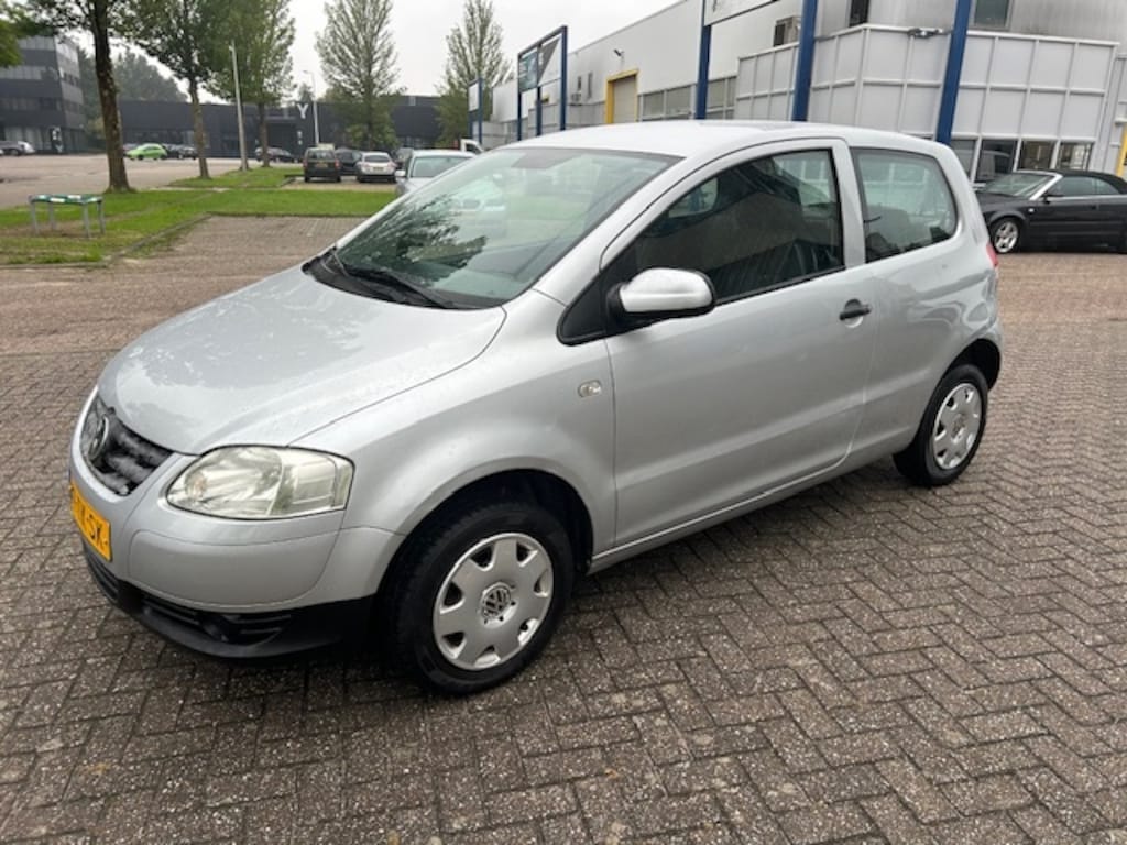 Volkswagen Fox 1.2 Trendline AIRCO NAP ALLSEASON BANDEN.