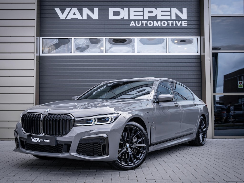 BMW 7-Serie 745Le High Executive - M-Sport l Bernina l Rear Ent. l Massage l Pano l Laser