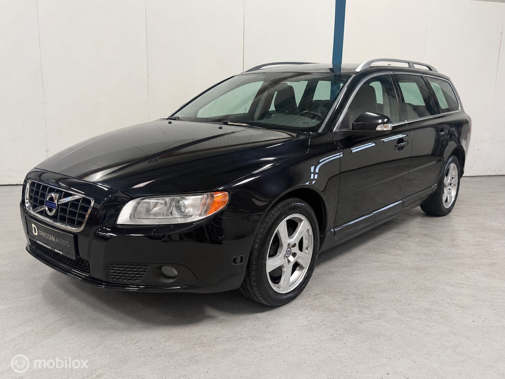 Volvo V70 2.5T Summum LEER / AUTOMAAT