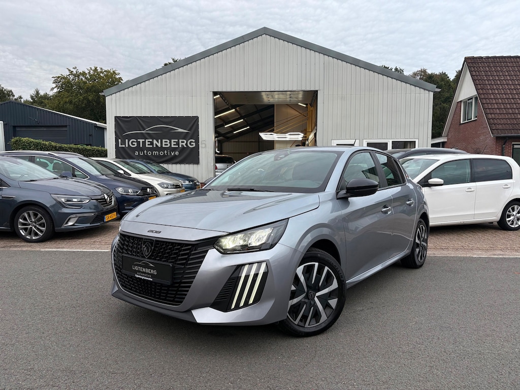 Peugeot 208 1.2 Hybrid 110 e-DCS6 Style Cruise|CarPlay|LED