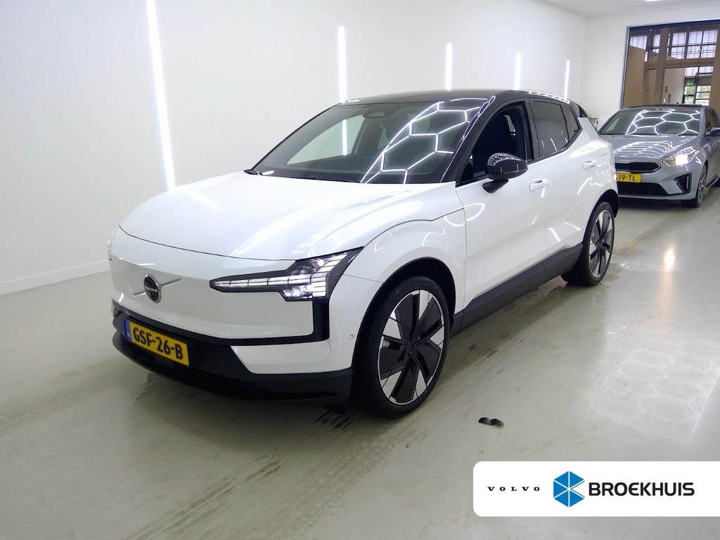 Volvo EX30 Twin Motor Performance Ultra 69 kWh | PANO | 20" | Getint Glas | Climate pack | 22 kW lader | Cruise control adaptief met Stop&Go en stuurhulp | DAB ontvanger