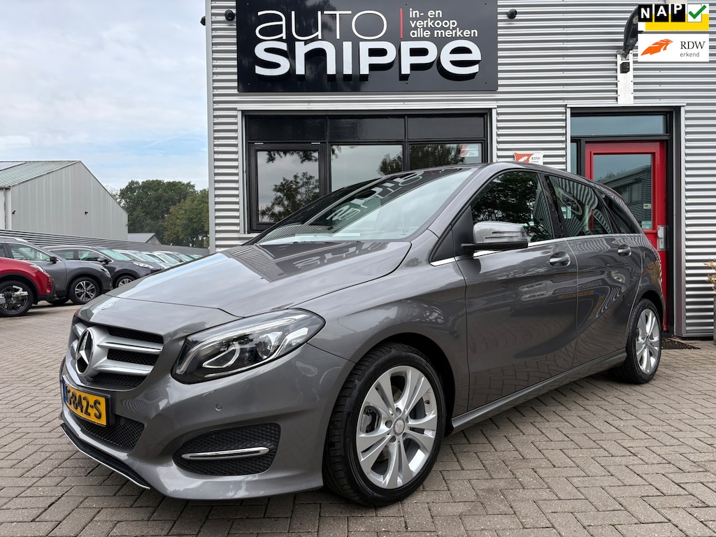 Mercedes-Benz B-klasse 180 Ambition -AUTOMAAT-1STE EIGENAAR-DEALER ONDERHOUDEN-SPORTSTOELEN-CLIMA-CAMERA-CRUISECONTROL-ETC.