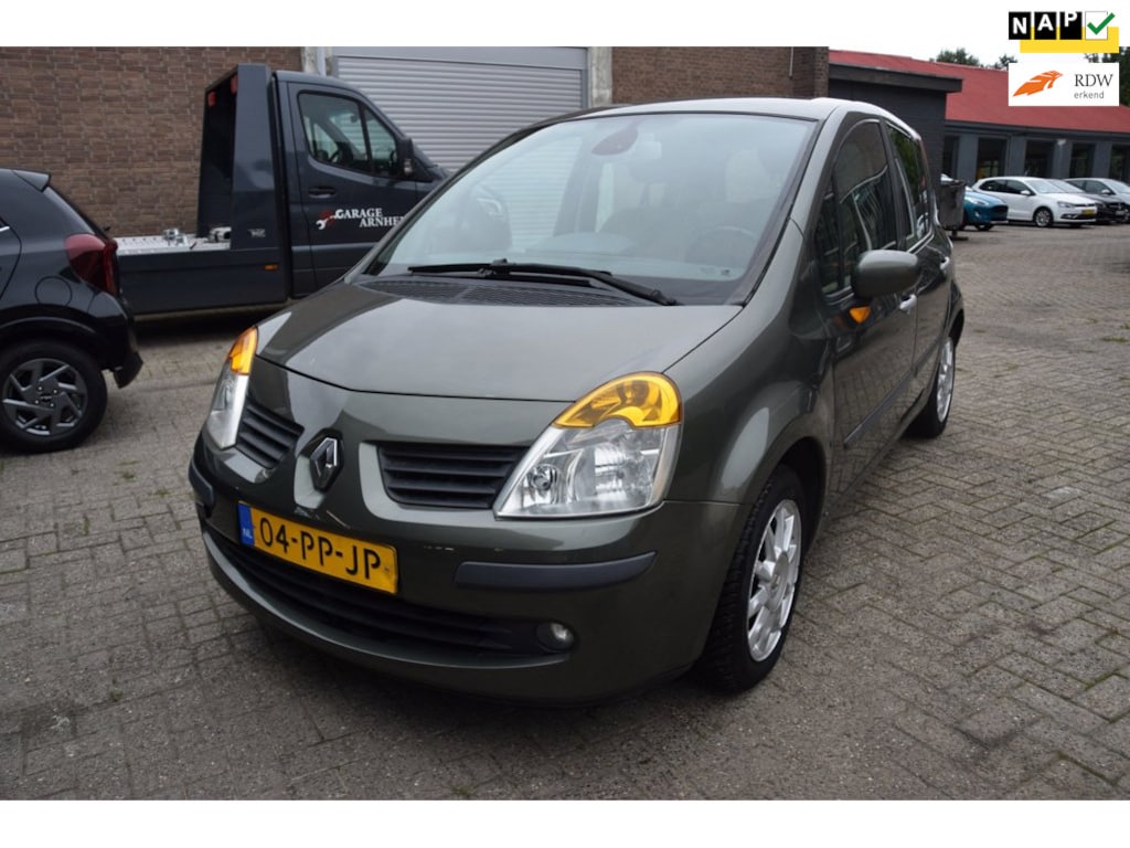 Renault Modus 1.2-16V Dynamique Luxe