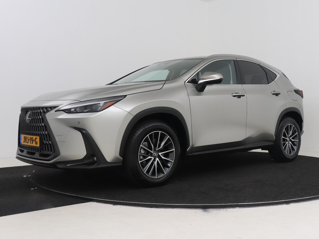 Lexus NX 450h+ AWD Luxury Line