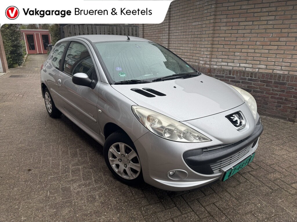 Peugeot 206+ 1.4 Millesim 200