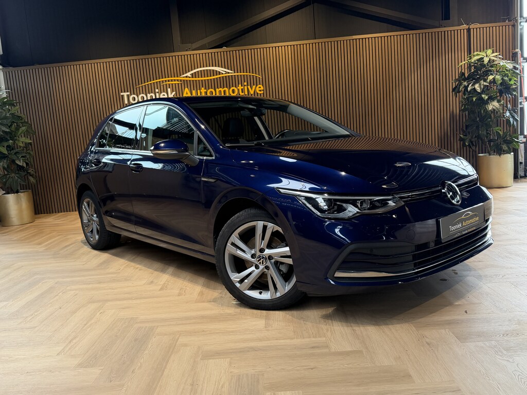 Volkswagen Golf 1.5 TSI R-Line HEAD UP DISPLAY | NAVIGATIE | GEHEUGEN STOELEN